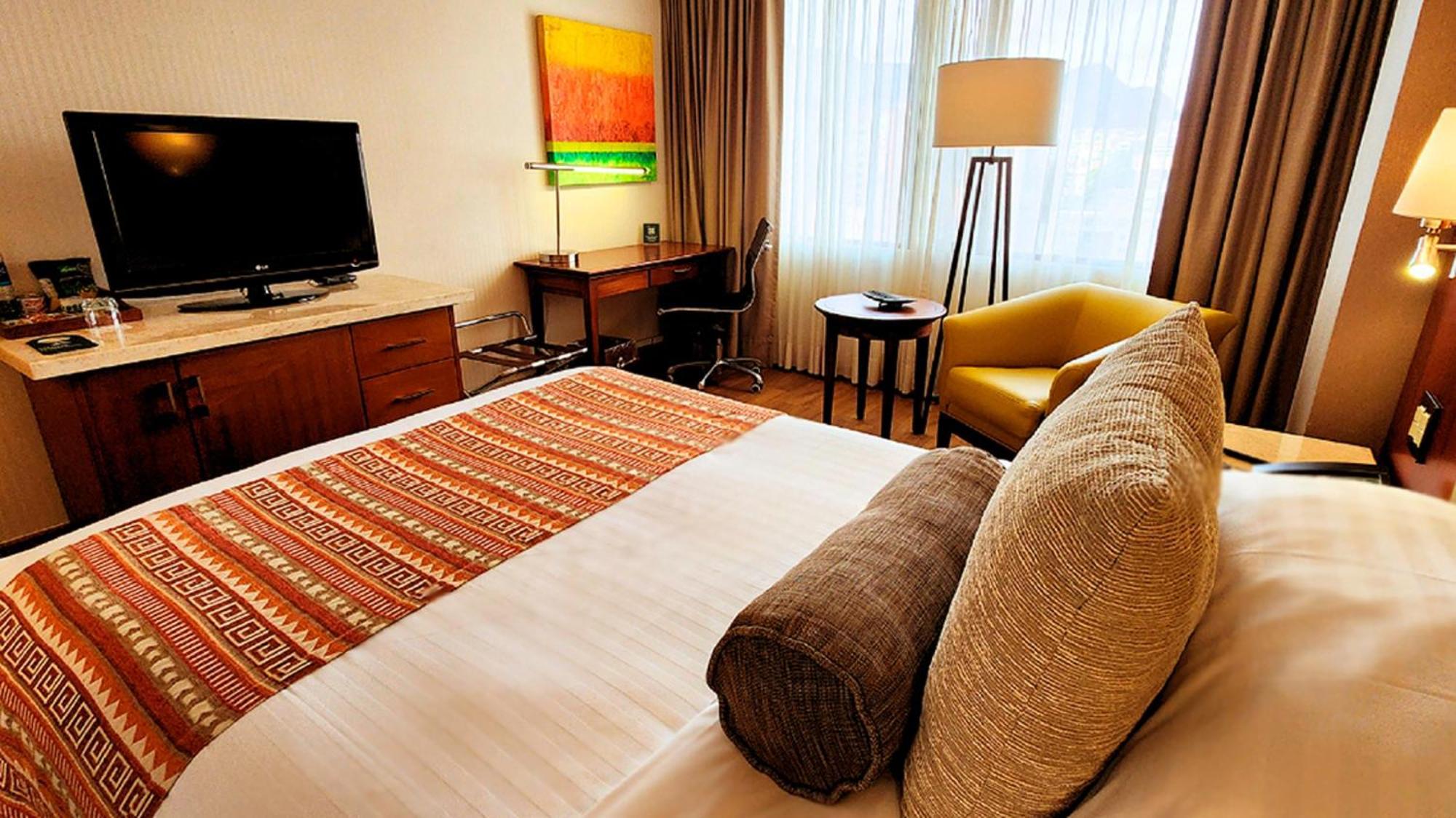 Bogota Plaza Hotel Kültér fotó A room at the hotel